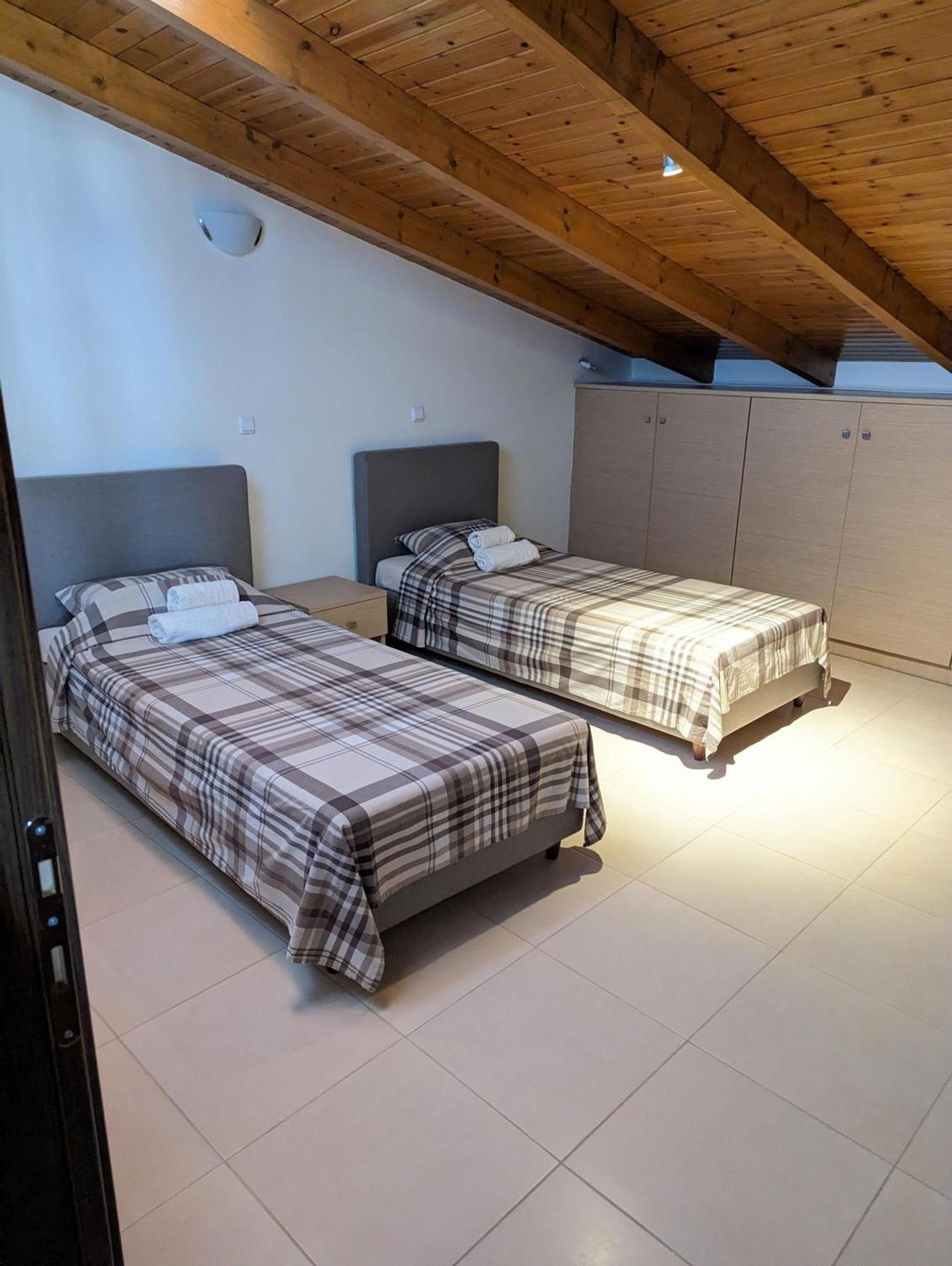 Samaras Apartments In Kamena Wurla Zewnętrze zdjęcie
