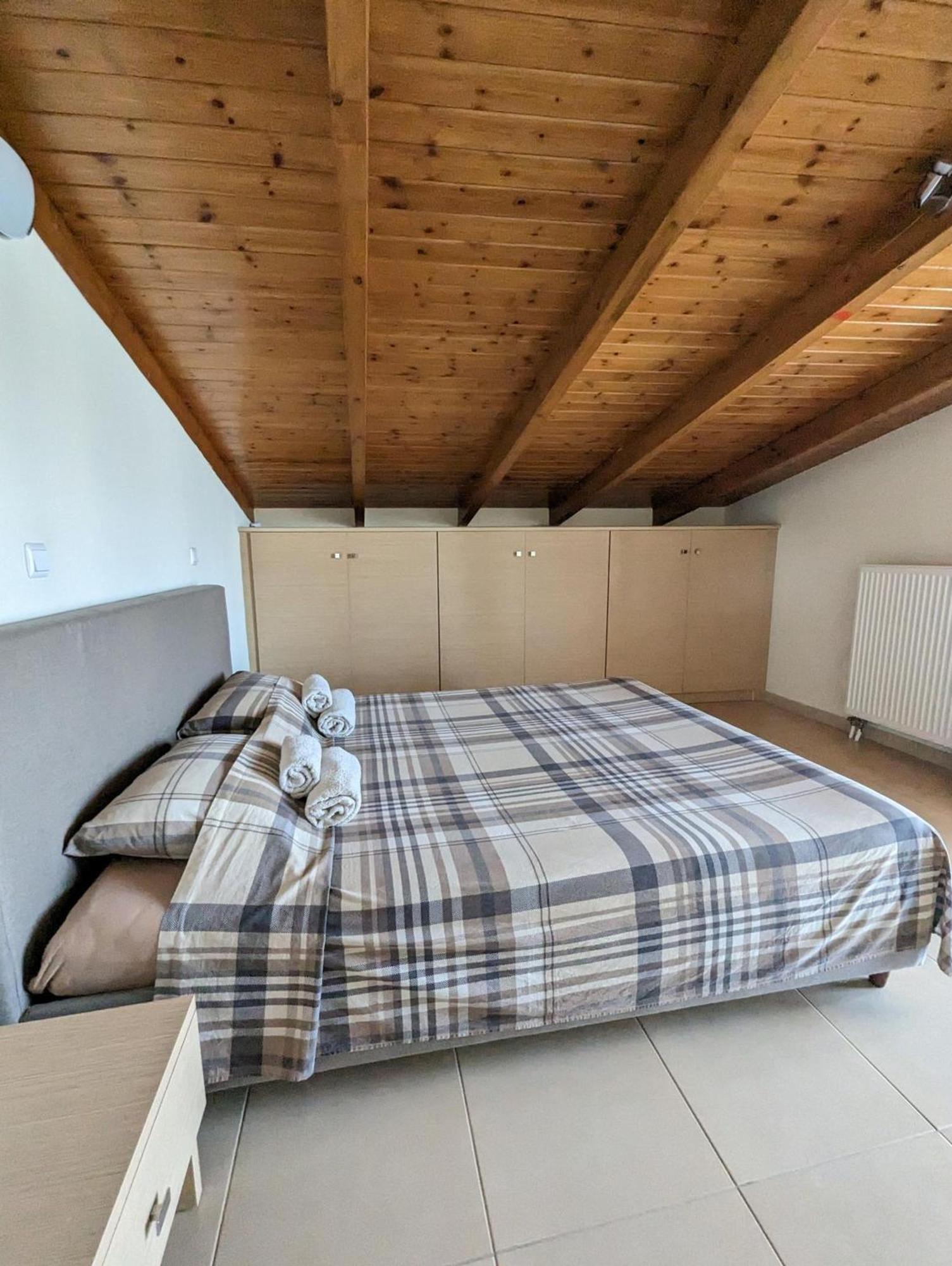 Samaras Apartments In Kamena Wurla Zewnętrze zdjęcie
