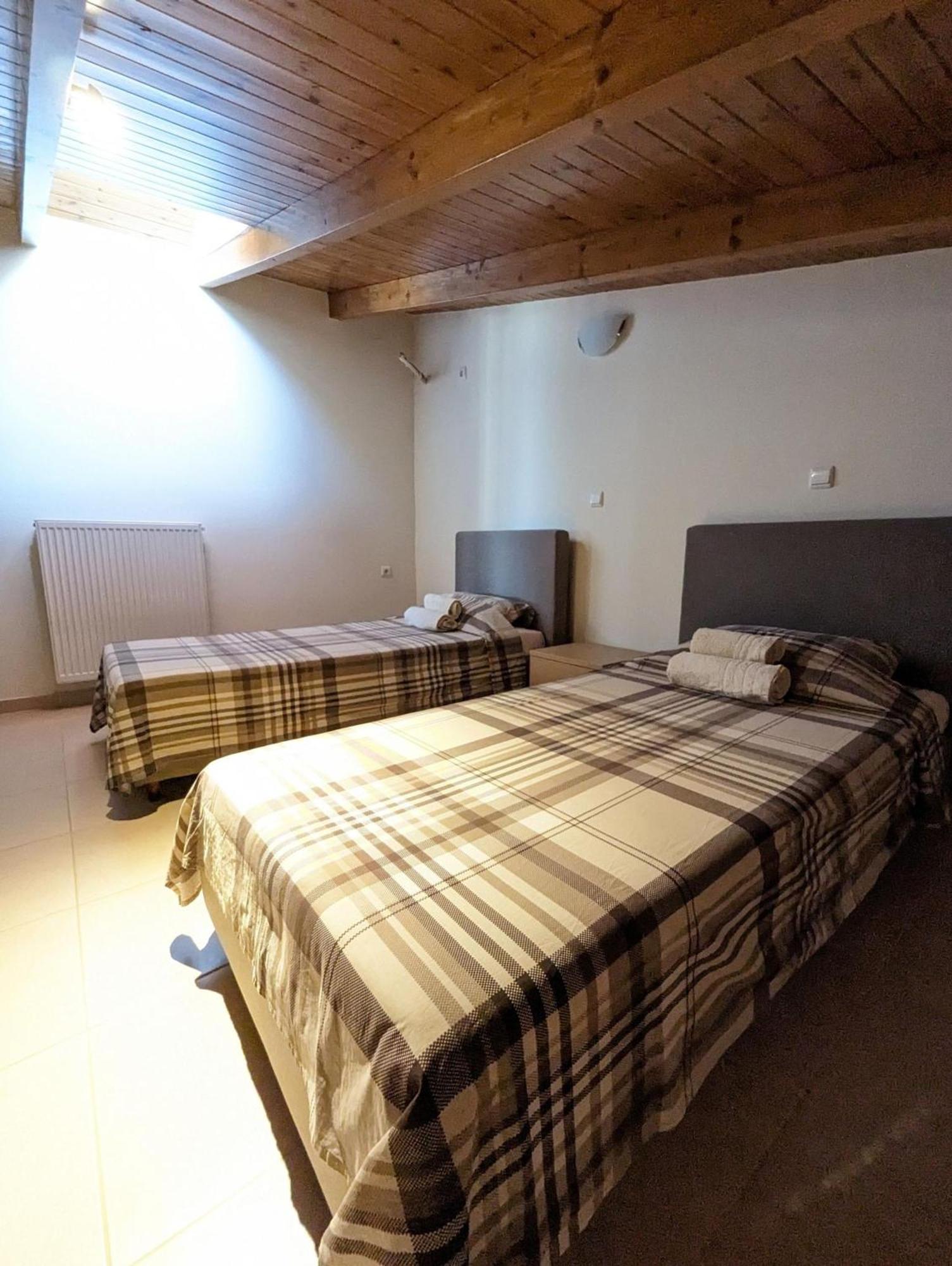 Samaras Apartments In Kamena Wurla Zewnętrze zdjęcie