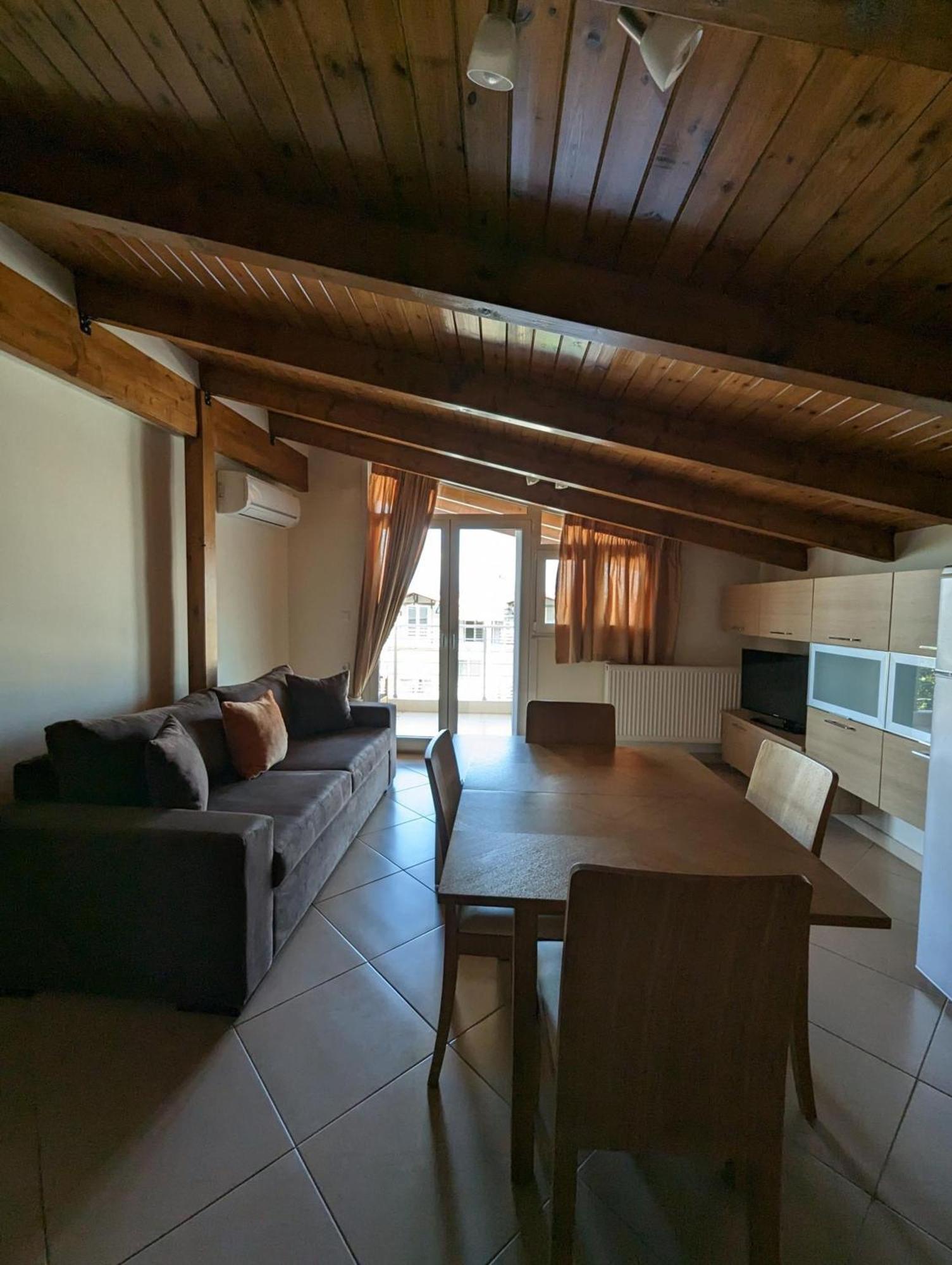 Samaras Apartments In Kamena Wurla Zewnętrze zdjęcie