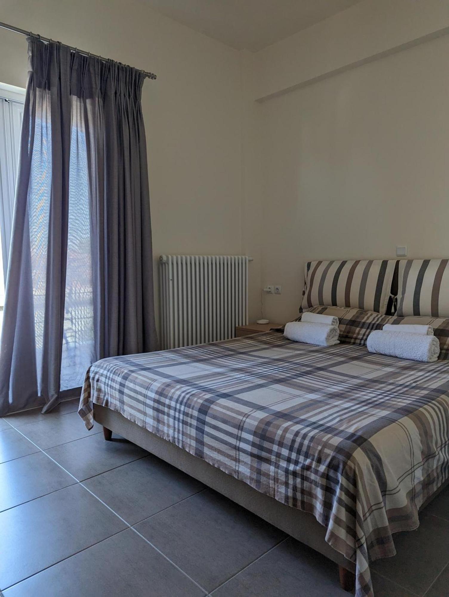 Samaras Apartments In Kamena Wurla Zewnętrze zdjęcie